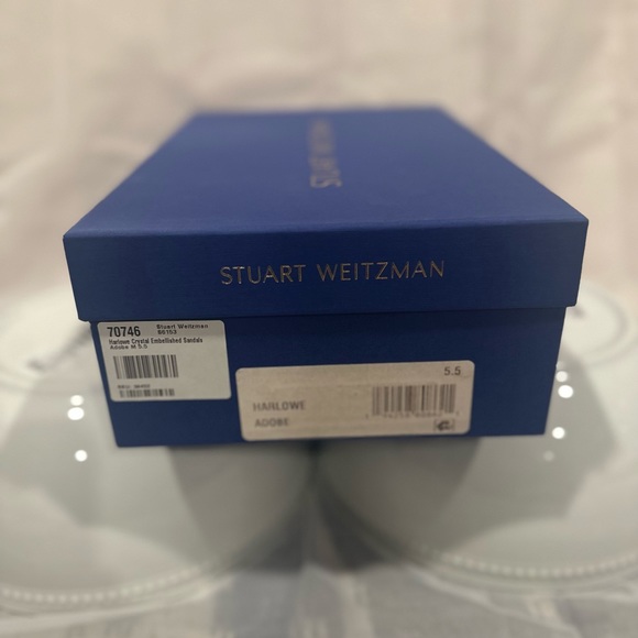 Stuart Weitzman - Picture 5 of 6